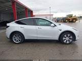 Tesla Model Y Long Range Dual Motor All-Wheel Drive 7SAYGDEE4NF510003 fotografie