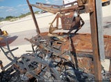 Chevrolet P30 1GBLP37J8W3312300 снимка