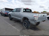 Toyota Tundra Limited 5.7L V8 5TFHY5F11AX144268 fotografie