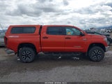 Toyota Tundra Sr5 5.7L V8 5TFDY5F16JX720189 fotografie