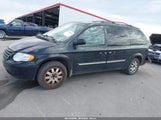 Chrysler Town & Country Touring 2C4GP54L45R156938 fotografie