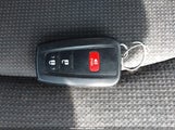 Toyota Prius Le JTDKARFUXK3083295 снимка
