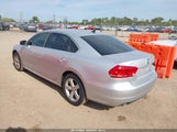 Volkswagen Passat 2.0L Tdi Se 1VWBN7A33DC027111 photo