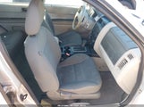 Ford Escape Xls/Xls Manual 1FMCU02Z28KA68048 снимка