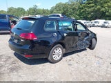 Volkswagen Golf Sportwagen Tsi S 4-Door 3VWC17AU5GM509641 fotografie