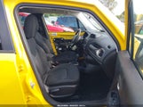 Jeep Renegade Latitude ZACCJBBT0FPB62568 снимка