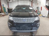 Ford Explorer Platinum 1FM5K8HT8GGB77289 fotografie
