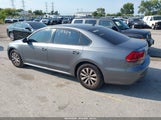 Volkswagen Passat 2.5L S 1VWAH7A39CC015787 снимка