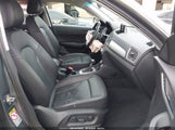 Audi Q3 2.0T Premium Plus WA1EFCFS9FR003900 снимка