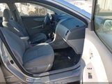 Toyota Corolla Le 2T1BU4EE8AC325589 снимка
