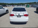 Volkswagen Jetta 2.0T Gli Sel 3VW4T7AJ2GM312060 photo