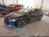 Buick Regal Tourx Essence W04GV8SX5J1129074 photo