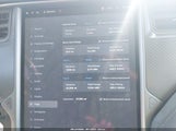 Tesla Model X 5YJXCBE23JF136055 снимка