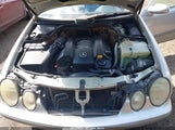 Mercedes-Benz Clk 320 WDBLJ65G8XF104440 снимка