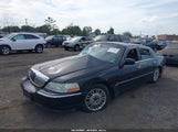 Lincoln Town Car Signature Limited 1LNHM82W67Y603498 снимка