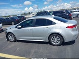 Toyota Corolla Le 5YFB4MDE8SP298428 снимка