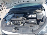 Hyundai Elantra Se 5NPD74LF5KH472012 снимка