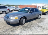 Ford Crown Victoria Police/Police Interceptor 2FAHP71W76X111185 fotografie