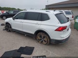 Volkswagen Tiguan 2.0T Se/2.0T Sel/2.0T Sel R-Line/2.0T Sel R-Line Black 3VV3B7AX6KM080949 photo