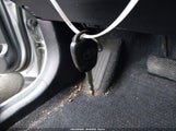Toyota Rav4 Xle 2T3RFREV9EW190270 снимка