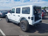 Jeep Wrangler 4-Door Sahara 4X4 1C4PJXEG9RW322835 photo