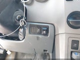 Toyota Tundra Grade 5.7L V8 5TFEY5F1XAX084610 photo