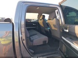 Toyota Tundra Sr5 5.7L V8 5TFDY5F17JX699708 fotografie