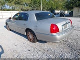Lincoln Town Car Ultimate 1LNHM83W24Y669685 снимка