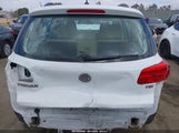 Volkswagen Tiguan S WVGAV7AX1GW577844 photo