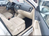 Volkswagen Tiguan S WVGAV7AX1GW577844 photo
