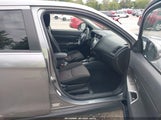 Mitsubishi Outlander Sport 2.0 Es/2.0 Le JA4AP3AU2JU023576 снимка