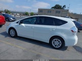 Toyota Prius V Two JTDZN3EU9E3358385 снимка