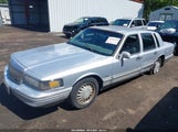 Lincoln Town Car Cartier 1LNLM83W6SY639757 fotografie