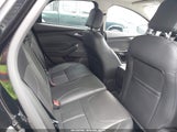 Ford Focus Titanium 1FADP3J21JL323946 fotografie
