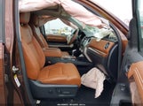 Toyota Tundra  5.7L V8 5TFAW5F1XGX553269 fotografie