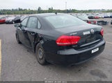 Volkswagen Passat 1.8T S 1VWAT7A39EC057989 снимка