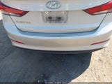 Hyundai Elantra Se 5NPD84LF7HH106719 снимка