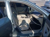 Toyota Camry Le 4T1BE46K17U667295 снимка