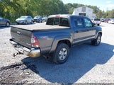 Toyota Tacoma Base V6 3TMLU4EN3AM043940 снимка
