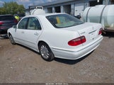 Mercedes-Benz E 320 WDBJF65JX1B180132 снимка