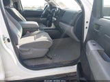 Toyota Tundra Sr5 5.7L V8 5TFBV54138X070430 снимка