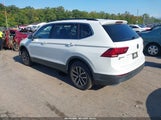 Volkswagen Tiguan 2.0T Se/2.0T Sel/2.0T Sel R-Line/2.0T Sel R-Line Black 3VV2B7AX7KM051326 photo