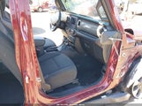 Jeep Wrangler Unlimited Sahara 4X4 1C4HJXEN4MW687712 снимка
