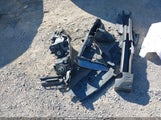 Nissan Pathfinder Sv 5N1DR2MM7HC640714 снимка