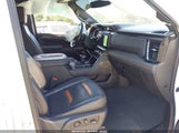 GMC Sierra  4Wd Short Box At4/4Wd Standard Box At4 1GTUUEET7NZ593087 fotografie
