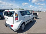 Kia Soul KNDJT2A14B7304280 fotografie