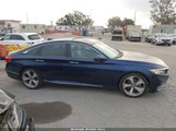 Honda Accord Touring 1HGCV1F98JA029057 fotografie