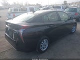 Toyota Prius Two JTDKBRFU7H3029572 снимка