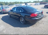 Volkswagen Passat 1.8T Wolfsburg Edition 1VWAT7A35EC023001 photo