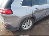 Jeep Cherokee Latitude 1C4PJMCB4FW570511 снимка